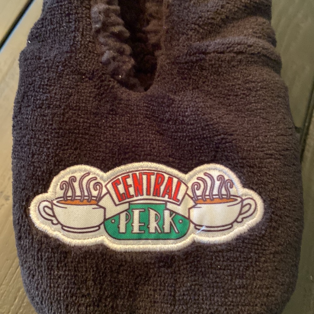 Slippers - Picture 3 of 4